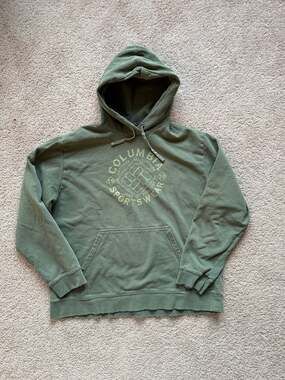 Columbia Men's Trek Graphic Hoodie in Olive Green - Size XL